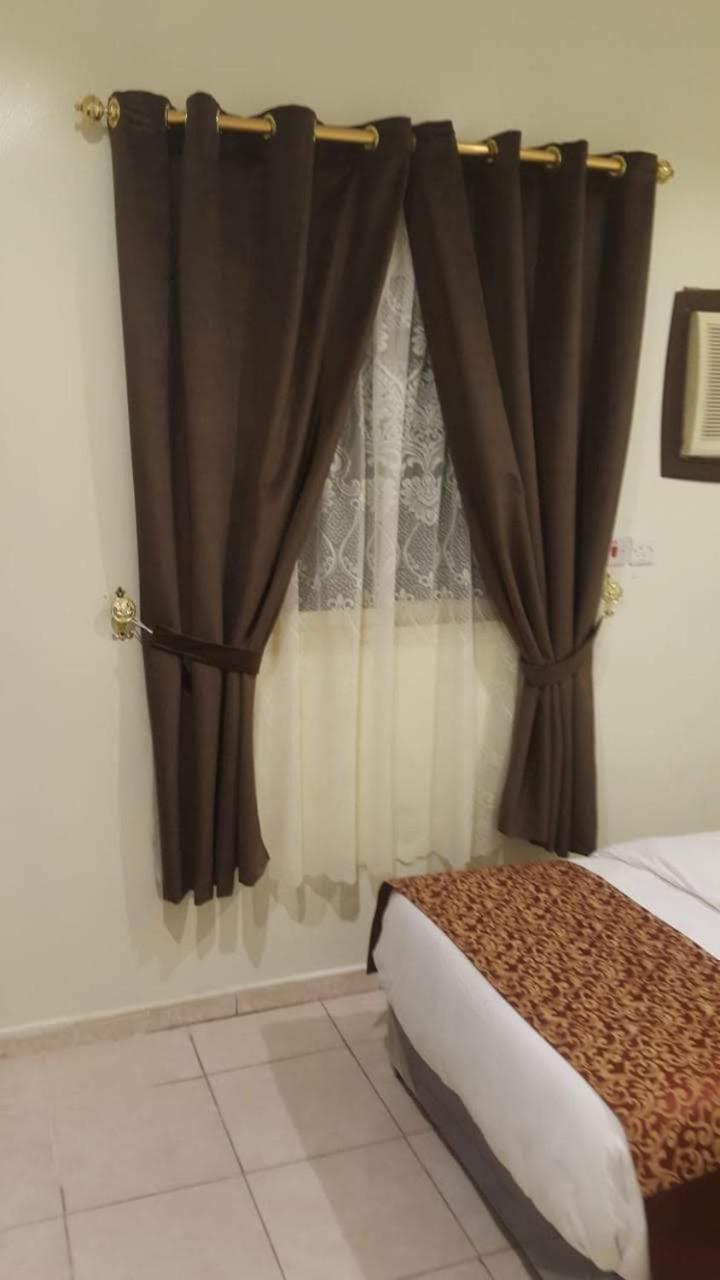 Al Eairy Apartments- Jazan 1 Екстер'єр фото